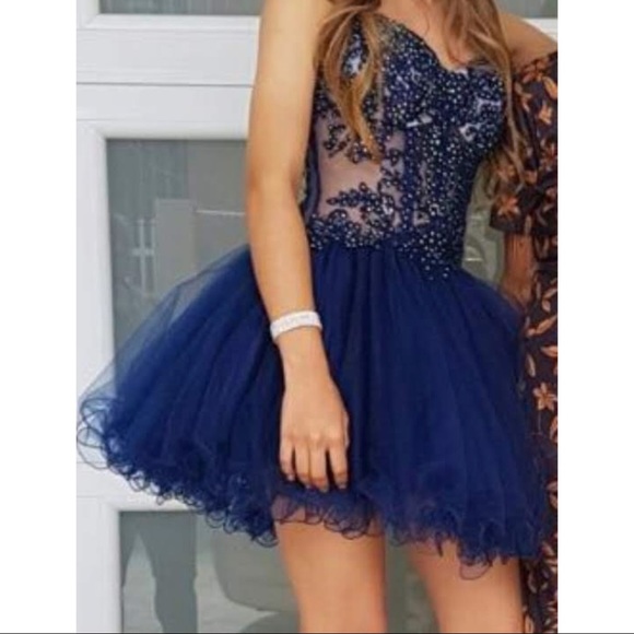 Short Dress Prom Night / 15 / Sweet16 / Party - Picture 1 of 2